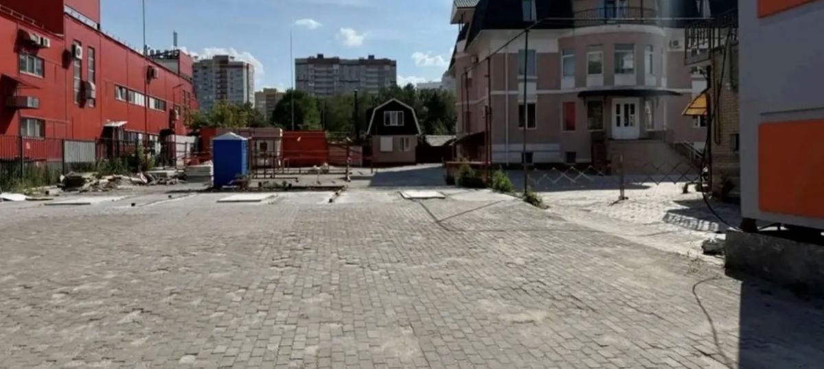 В Брянске снесли незаконную АЗС и автомойку на Бежицкий