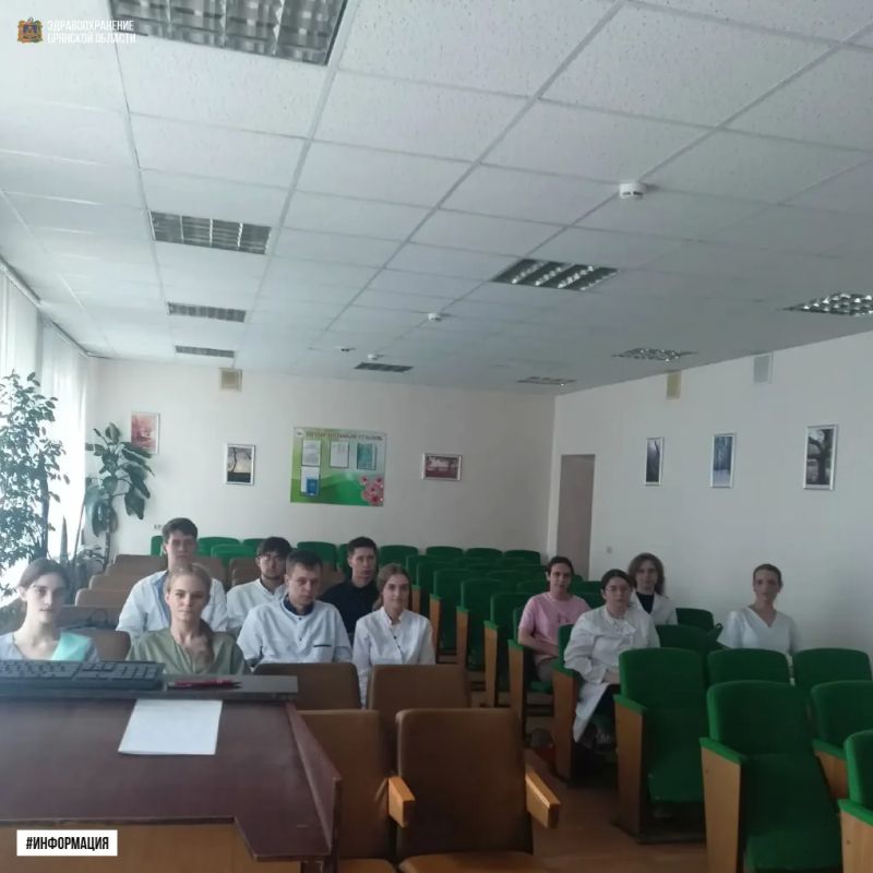 В Унечскую центральную районную больницу прибыли студенты Смоленского, Курского и Орловского медицинских университетов для прохождения производственной практики
