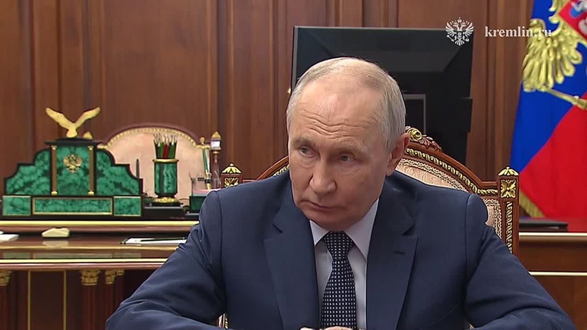 Владимир Путин встретился с президентом Торгово-промышленной палаты Сергеем Катыриным