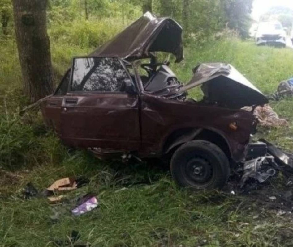 В ДТП в Дятьковском районе погиб 22-летний парень и двое ранены