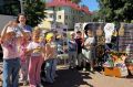 17 июля ГДК Володарского района совместно с детской библиотекой №9 открыли двери для самых юных ценителей традиций — воспитанников детского сада №64, чтобы вместе окунуться в удивительный и живой мир русского фольклора