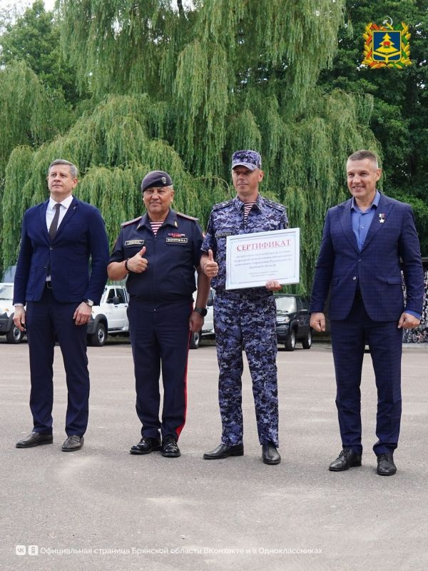 Сотрудникам спецподразделений регионального управления ведомства Правительством области передано 10 единиц автомобильной техники