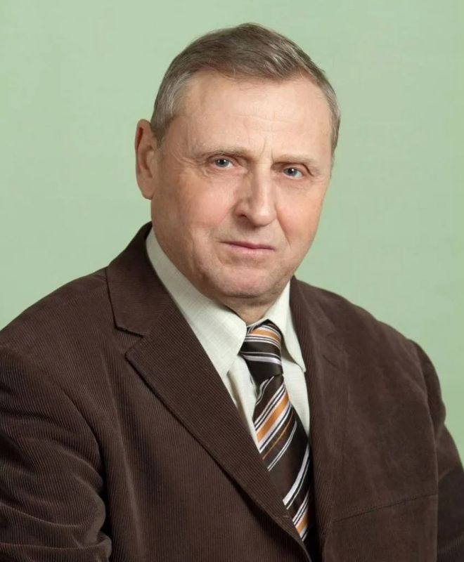 На Аллее Почётных граждан Новозыбковского городского округа скоро появится новое имя — Александр Сергеевич Матвеенко