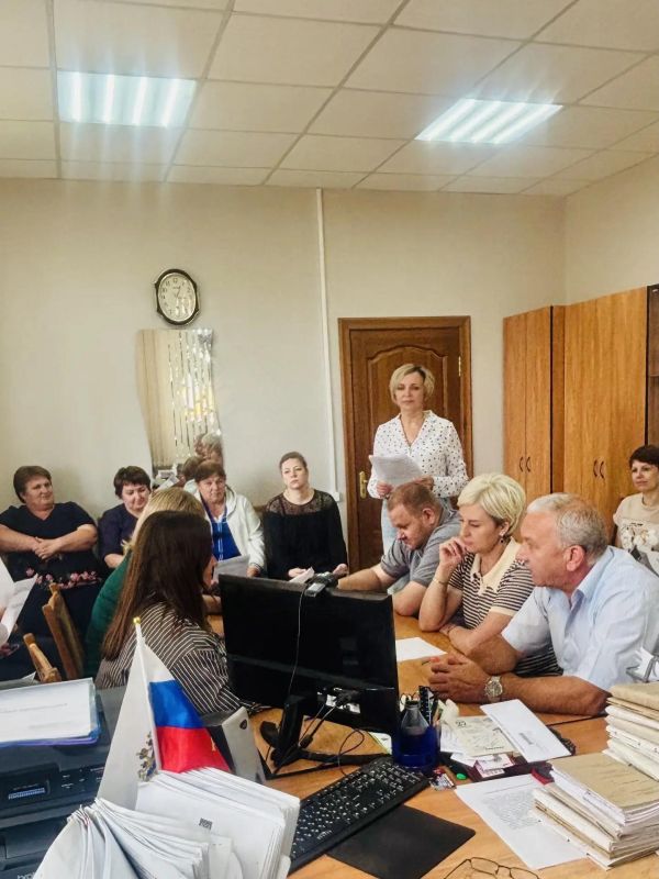 Безопасность превыше всего: в Климовском соцзащите прошел тренинг по финансовой грамотности