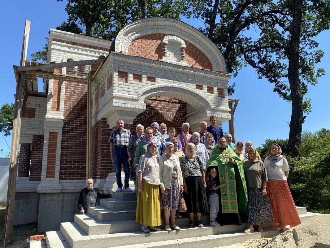 В Навле отметили престольный праздник строящегося храма преподобного Серафима Саровского