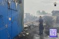 После крупного пожара на складе в Брянске завели уголовное дело