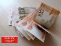 В Клинцах официантке выплатили более 20 тысяч рублей долга по зарплате