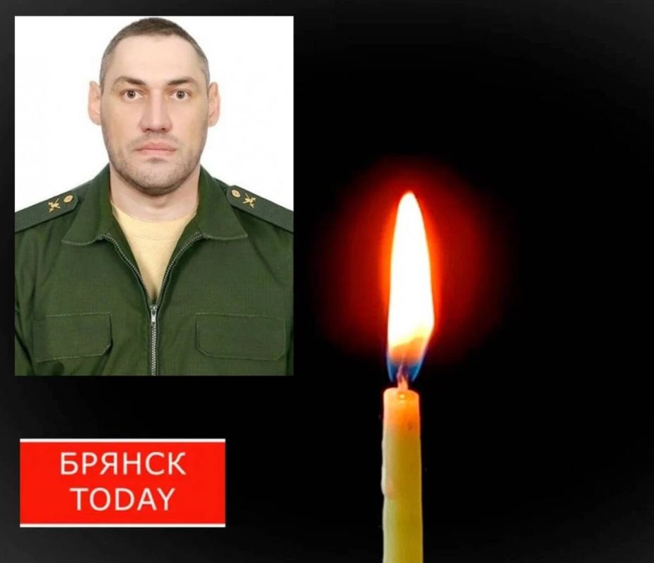 В Карачеве проводили в последний путь бойца СВО Александра Агеенко