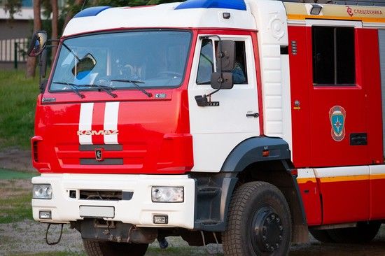 Два жилых дома и гараж горели в Брянской области 17 сентября