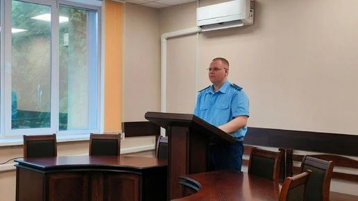 Прокуратура Брянщины добилась возврата 2,5 млн рублей за незаконные закупки мебели в школу