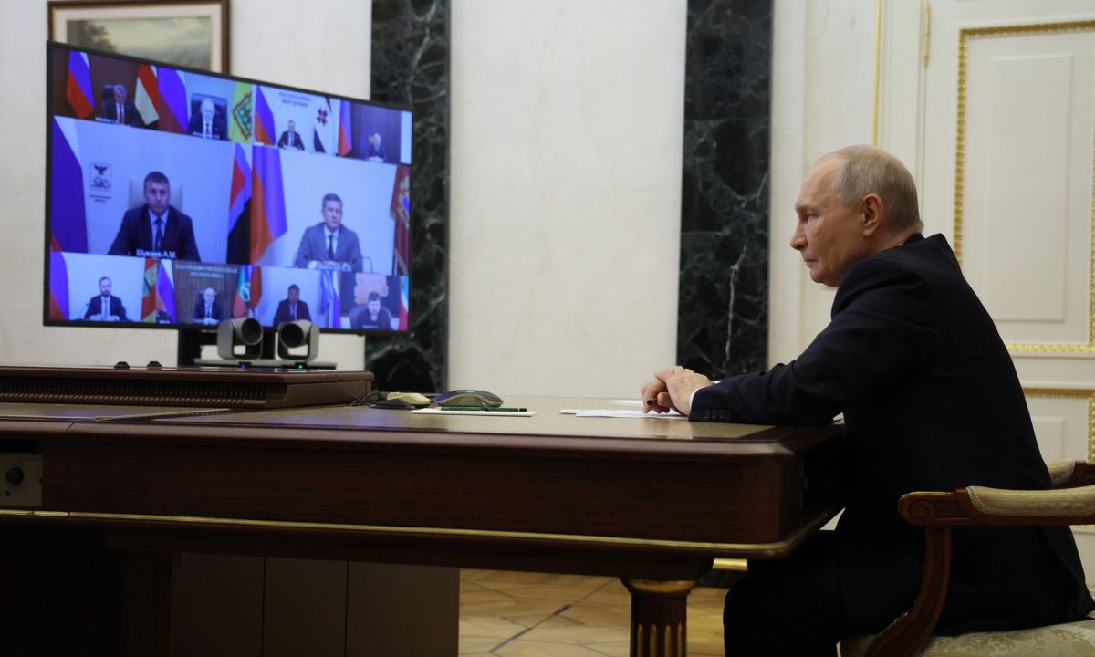 Губернатор Брянской области принял участие во встрече Президента России с избранными главами регионов