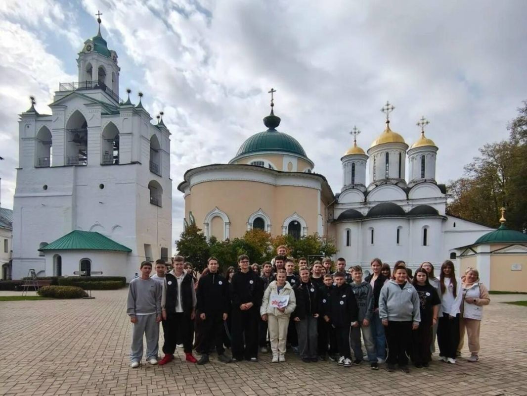 Стародубские кадеты побывали в путешествии по «Золотому кольцу Руси»