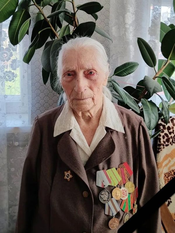 02 октября ушла из жизни участница Великой Отечественной войны, Почетный гражданин Мглинского района Комкова Александра Яковлевна