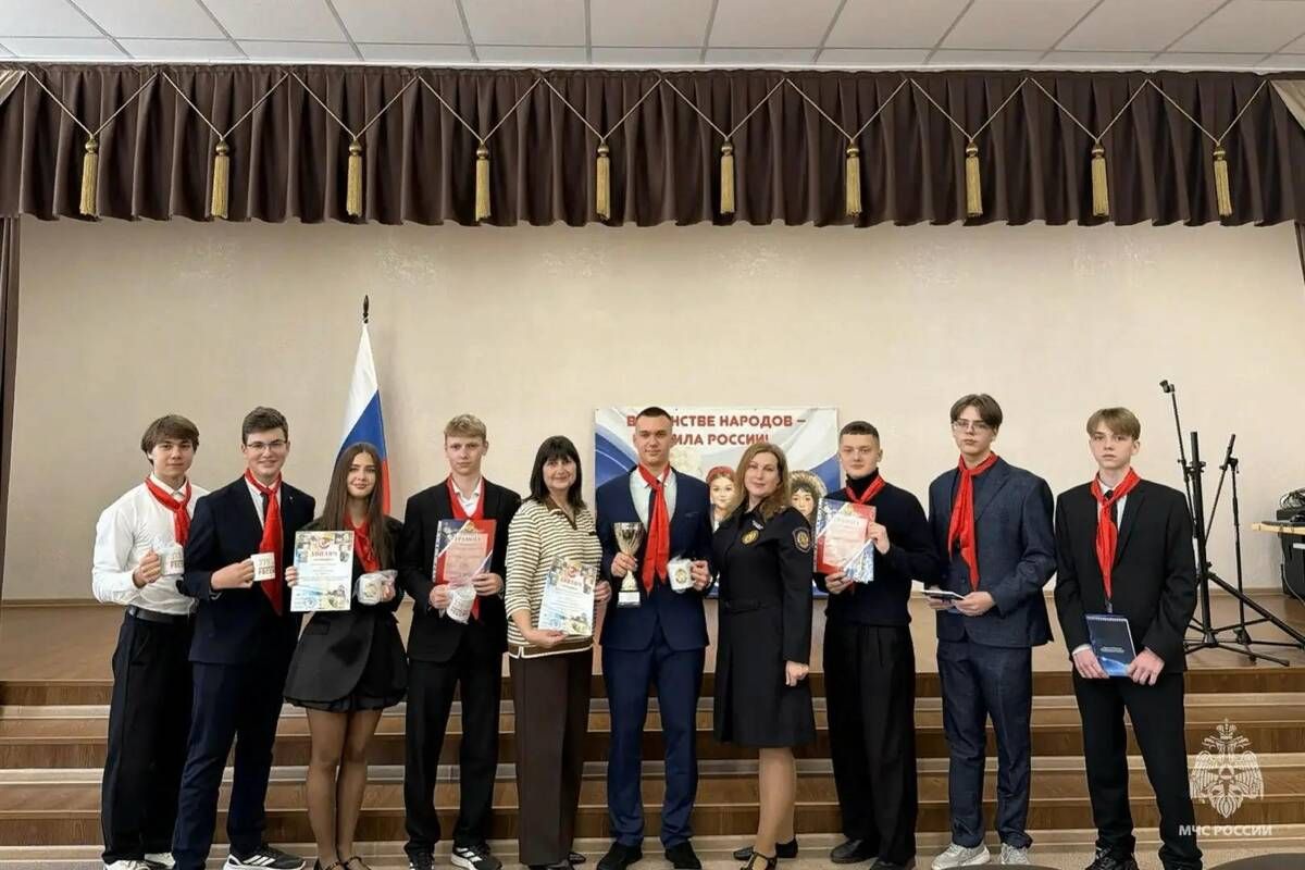 Школьники из Клинцов вошли в число лучших юных пожарных ЦФО