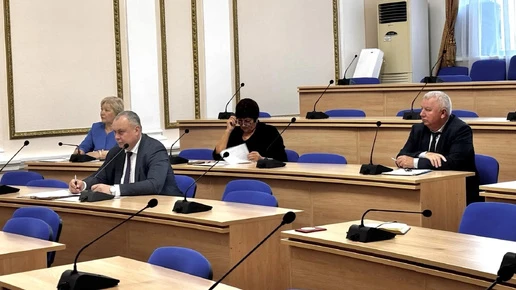 В Брянской области обсудили итоги уборки урожая и развитие агротехклассов